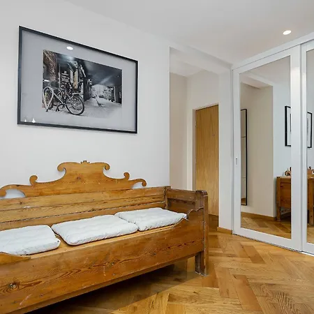 Old Town Fabulous View Apartment *